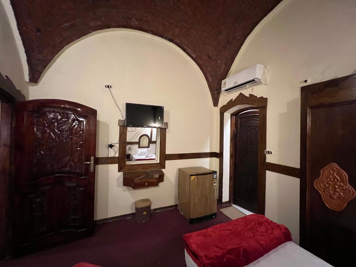 Elphardous Oasis Hotel 樂蜀 外观 照片