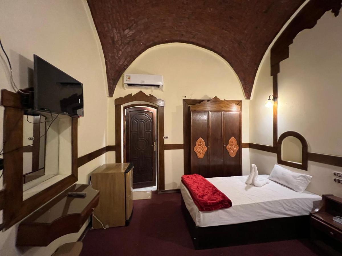 Elphardous Oasis Hotel 樂蜀 外观 照片