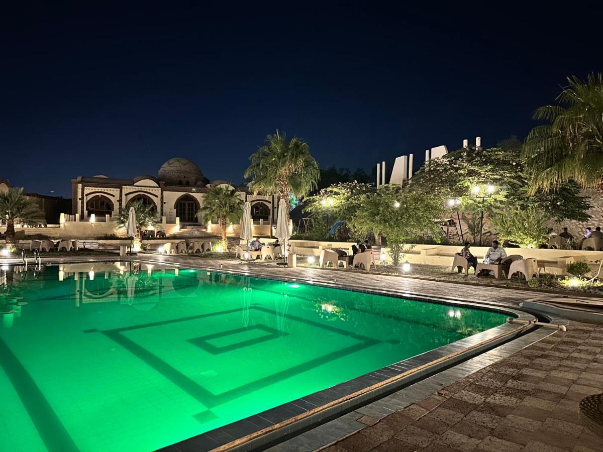 Elphardous Oasis Hotel 樂蜀 外观 照片